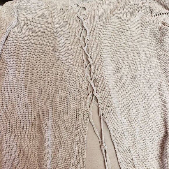 Milano Sweater size Medium lace up back chiffon lined  very light gray - Picture 8 of 9